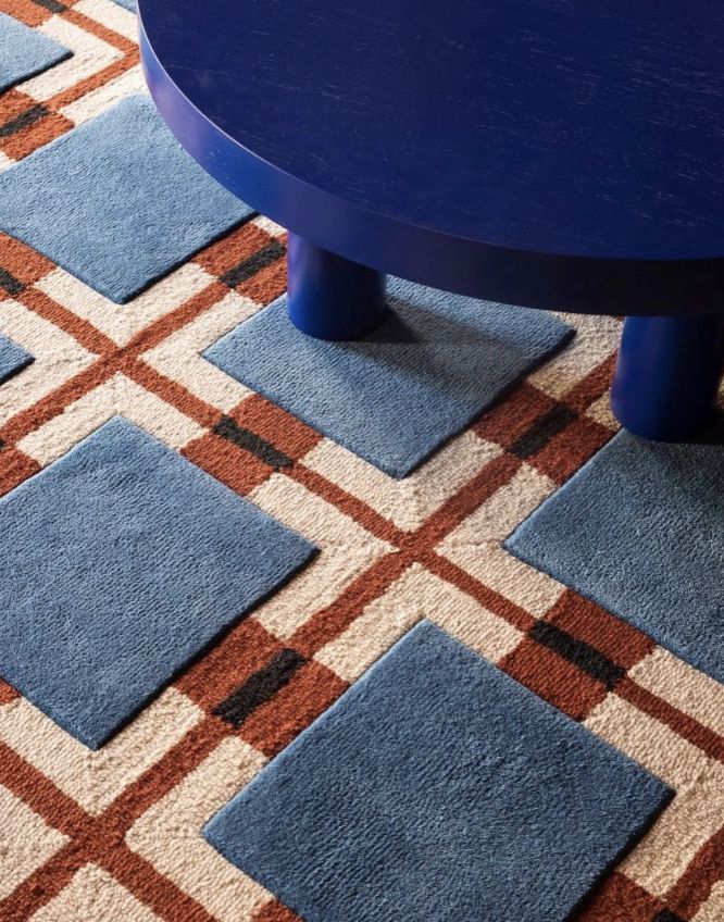 BOUCLÉ TEXTURED RUG